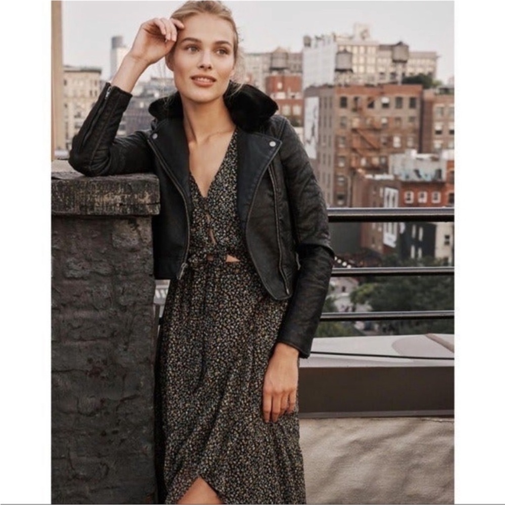 Abercrombie & Fitch Floral Long Sleeve Tie Front Midi Dress - Picture 3 of 10
